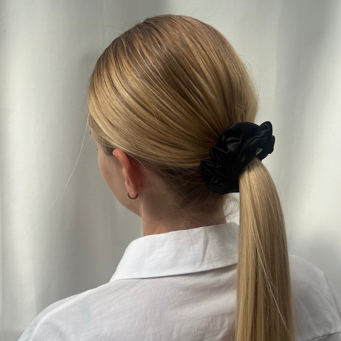 Jedwabna gumka MINI - czarna