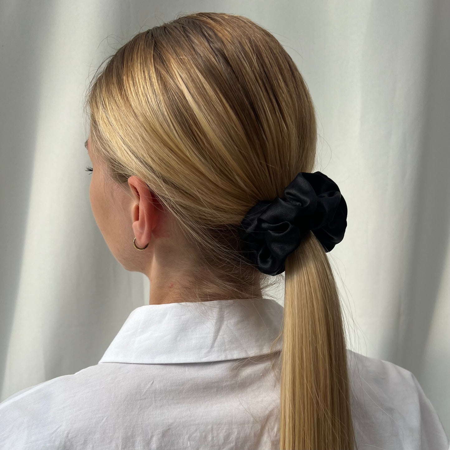 Jedwabna gumka STANDARD - błękitna