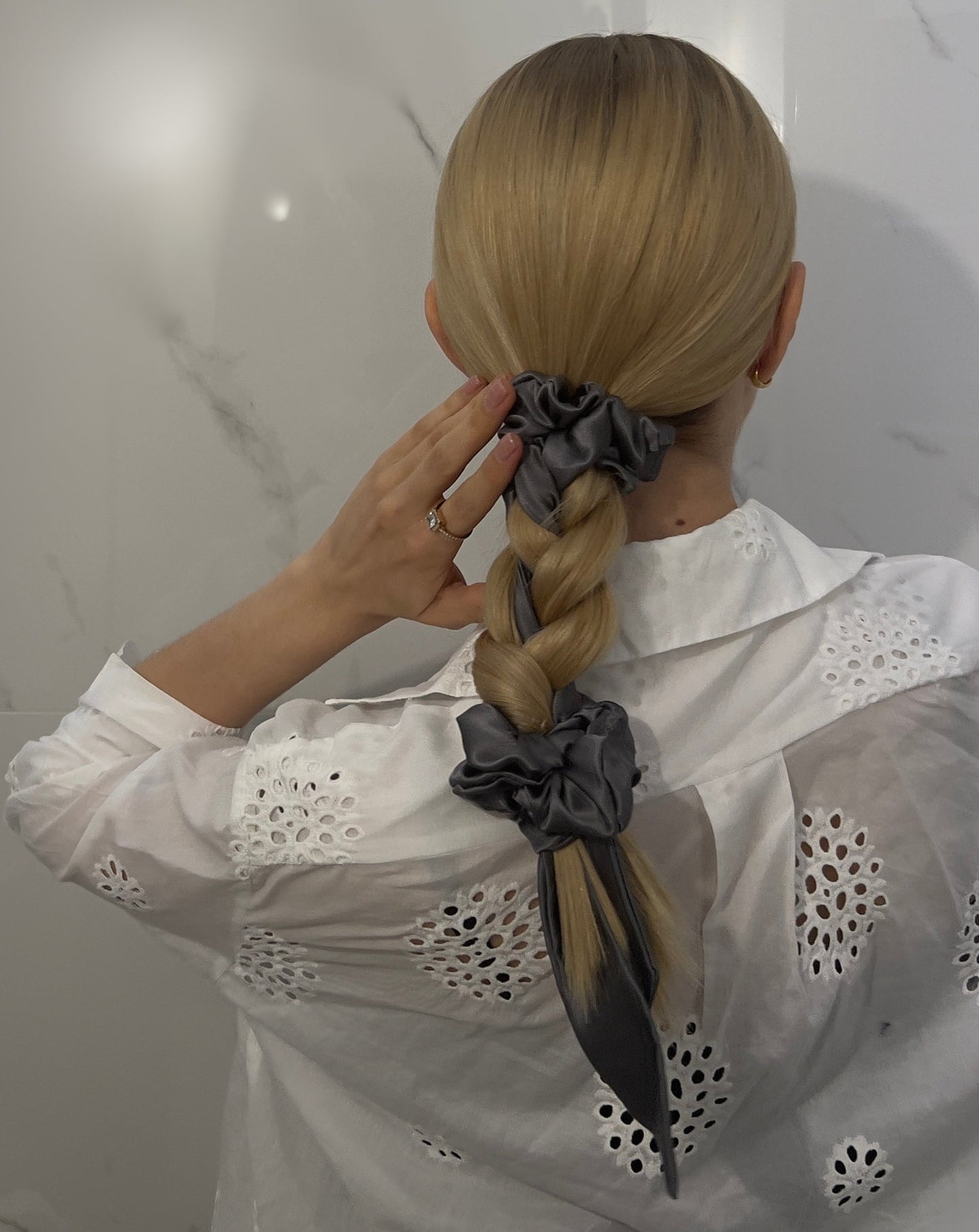 Scrunchie z kokardą 2w1 - stalowy