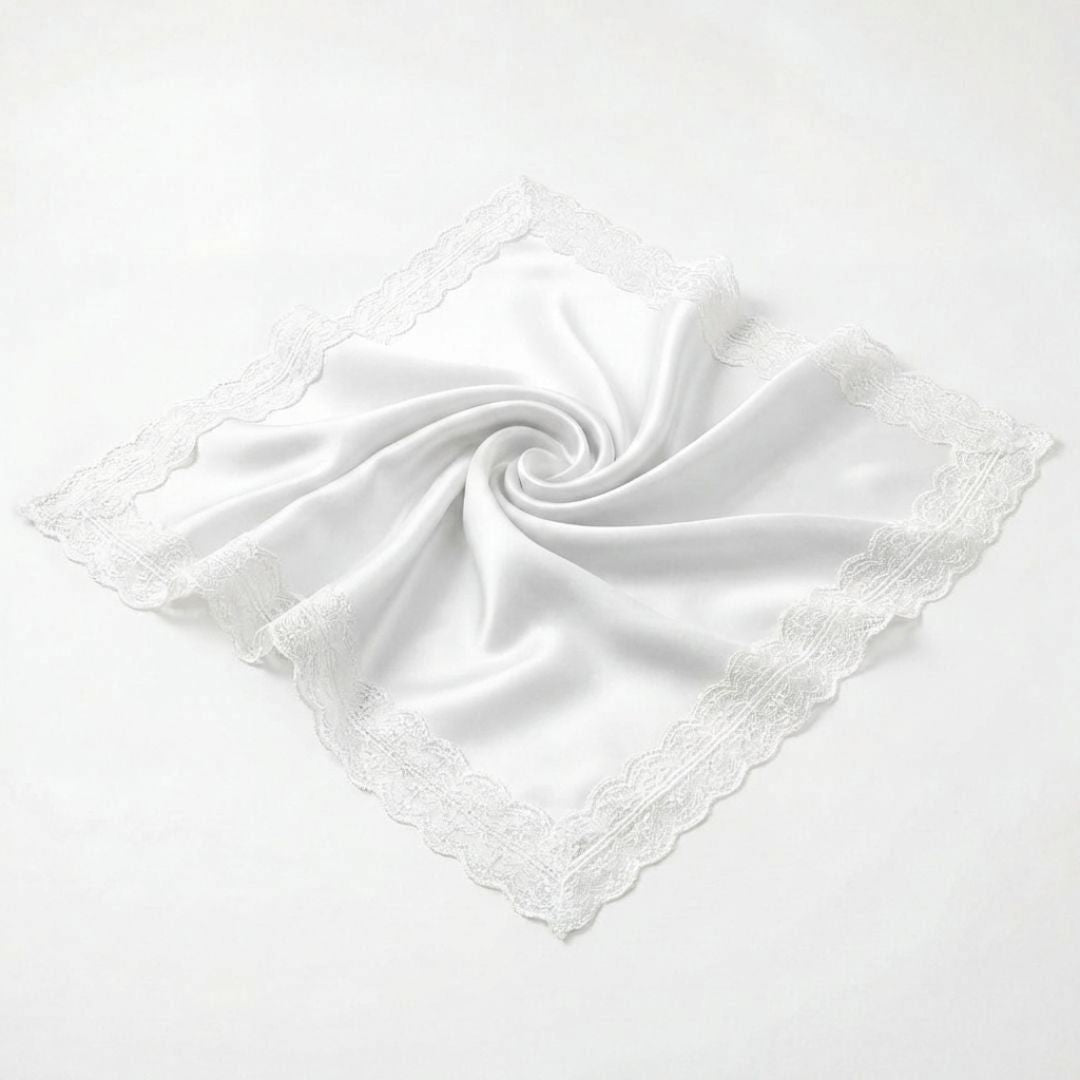 Jedwabna apaszka z koronką