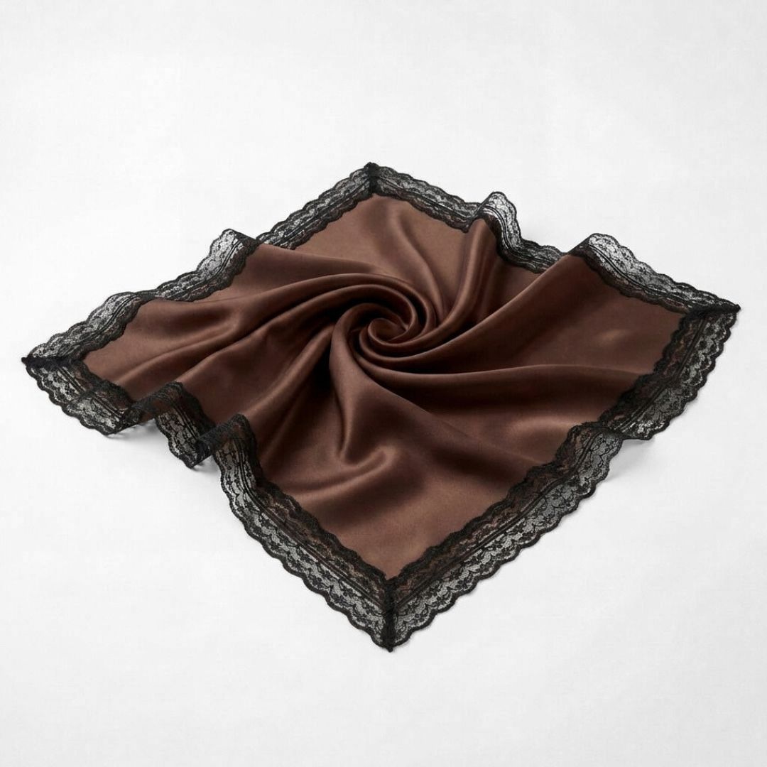 jedwabna apaszka z koronką 