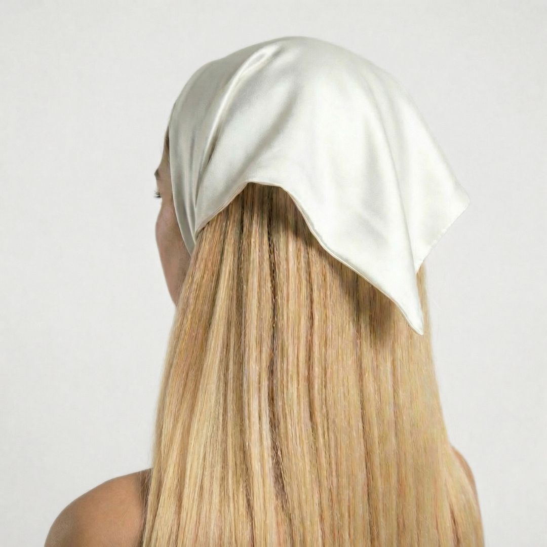 jedwabna chusta z gumką na głowe dla kobiety biała cosily